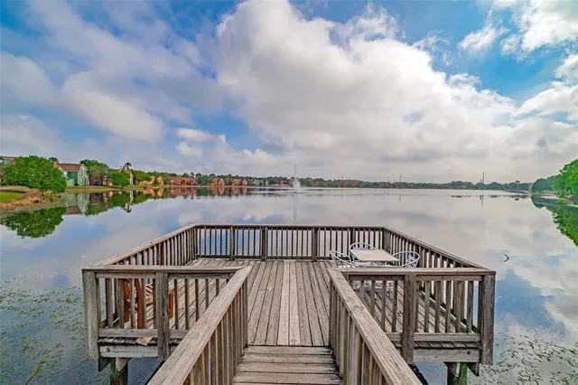 $2,750 | 9028 Lake Chase Island Way, Tampa, FL 33626