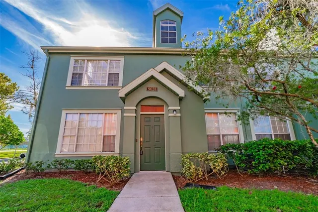 $2,750 | 9028 Lake Chase Island Way, Tampa, FL 33626
