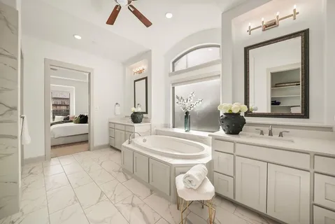 $1,149,000 | 9492 Ivy Bridge Lane, Frisco, TX 75035