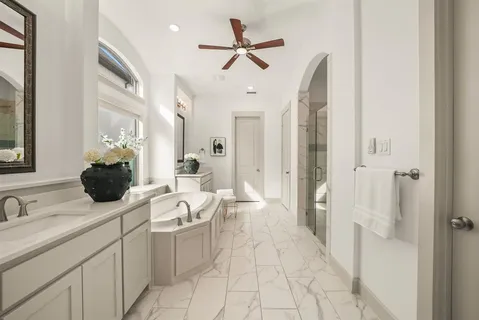 $1,149,000 | 9492 Ivy Bridge Lane, Frisco, TX 75035