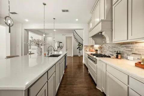 $1,149,000 | 9492 Ivy Bridge Lane, Frisco, TX 75035