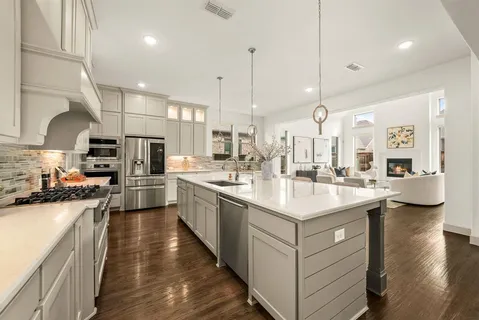 $1,149,000 | 9492 Ivy Bridge Lane, Frisco, TX 75035