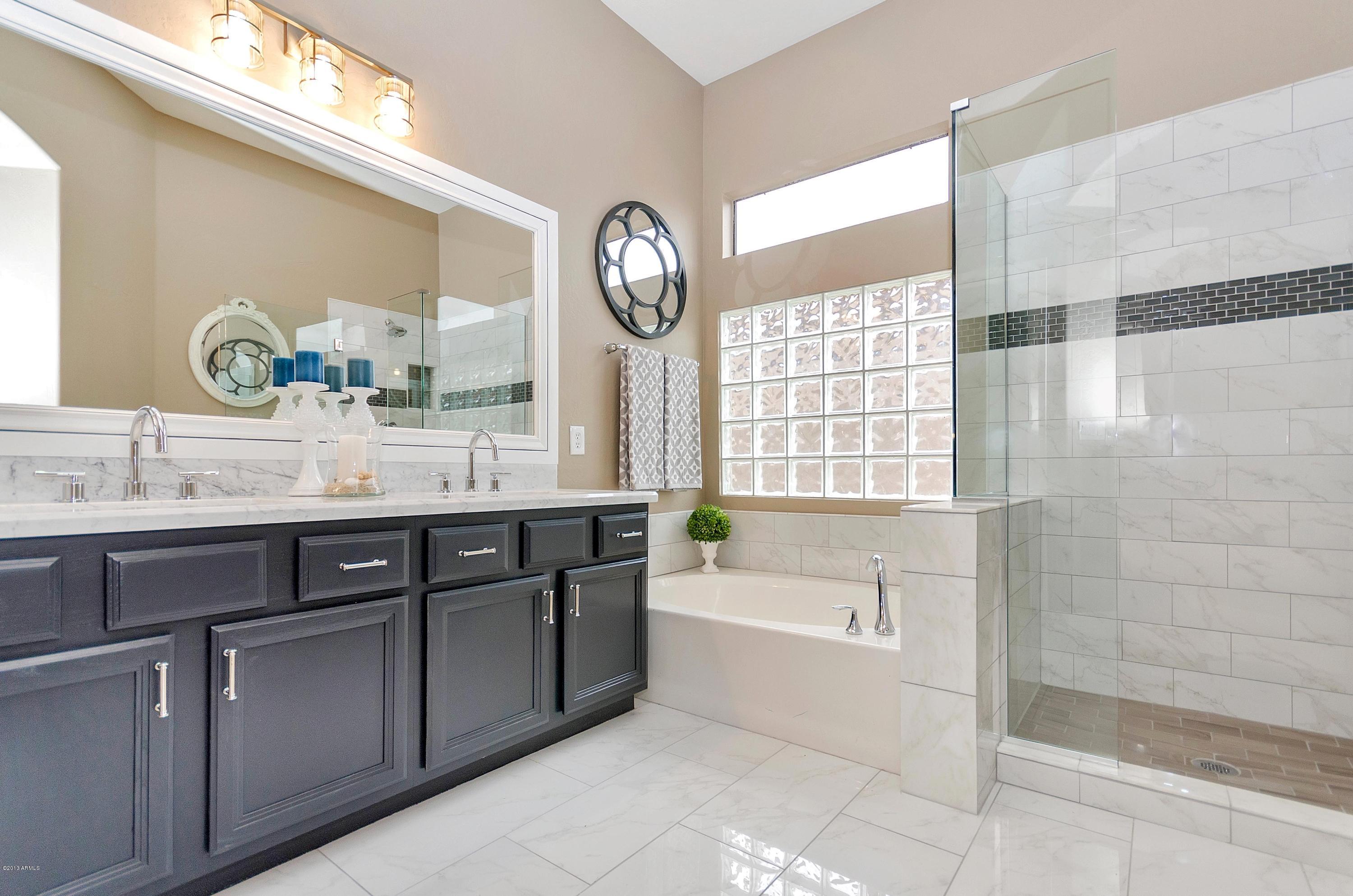 4409 East Jaeger Road Phoenix, AZ 85050 - Photo 5 of 8 12