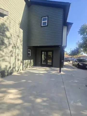 $419,000 | 724 Ramsey Avenue, Rockdale, TX 76567