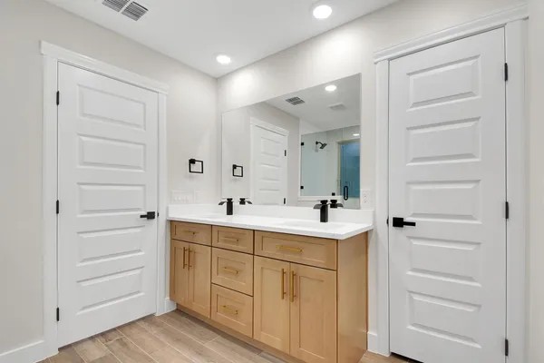 $2,400 | 346 Nene Lane, Bastrop, TX 78602