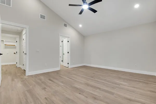 $2,400 | 346 Nene Lane, Bastrop, TX 78602