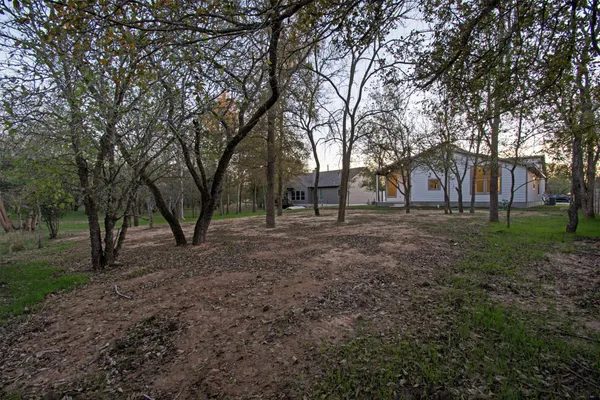 $2,400 | 346 Nene Lane, Bastrop, TX 78602