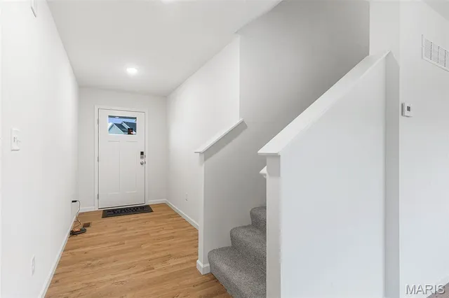 $286,042 | 718 Courtshire Crossing, Truesdale, MO 63380