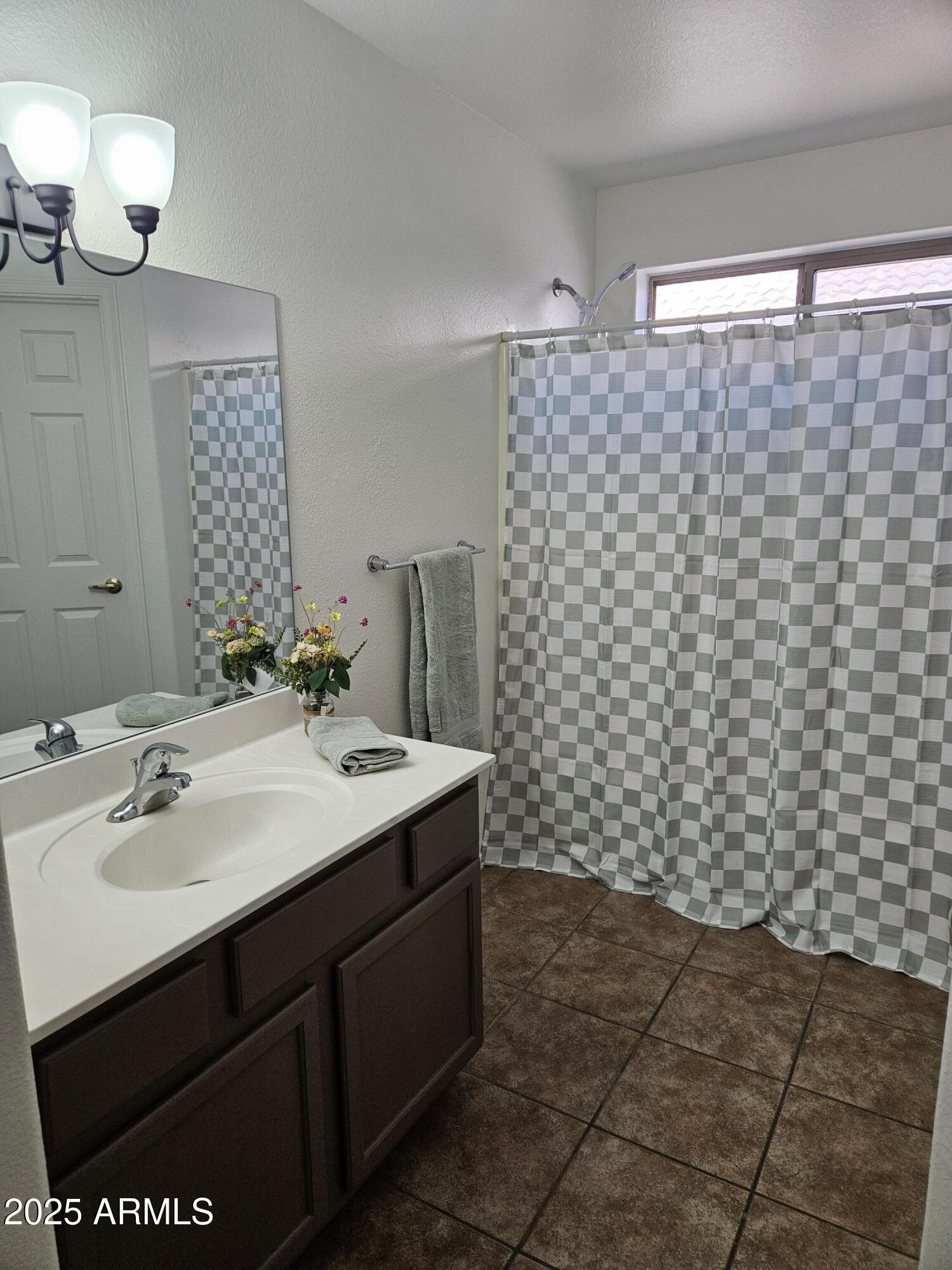 720 South Del Rio Court Apache Junction, AZ 85119 - Photo 13 of 26 20250830_104209