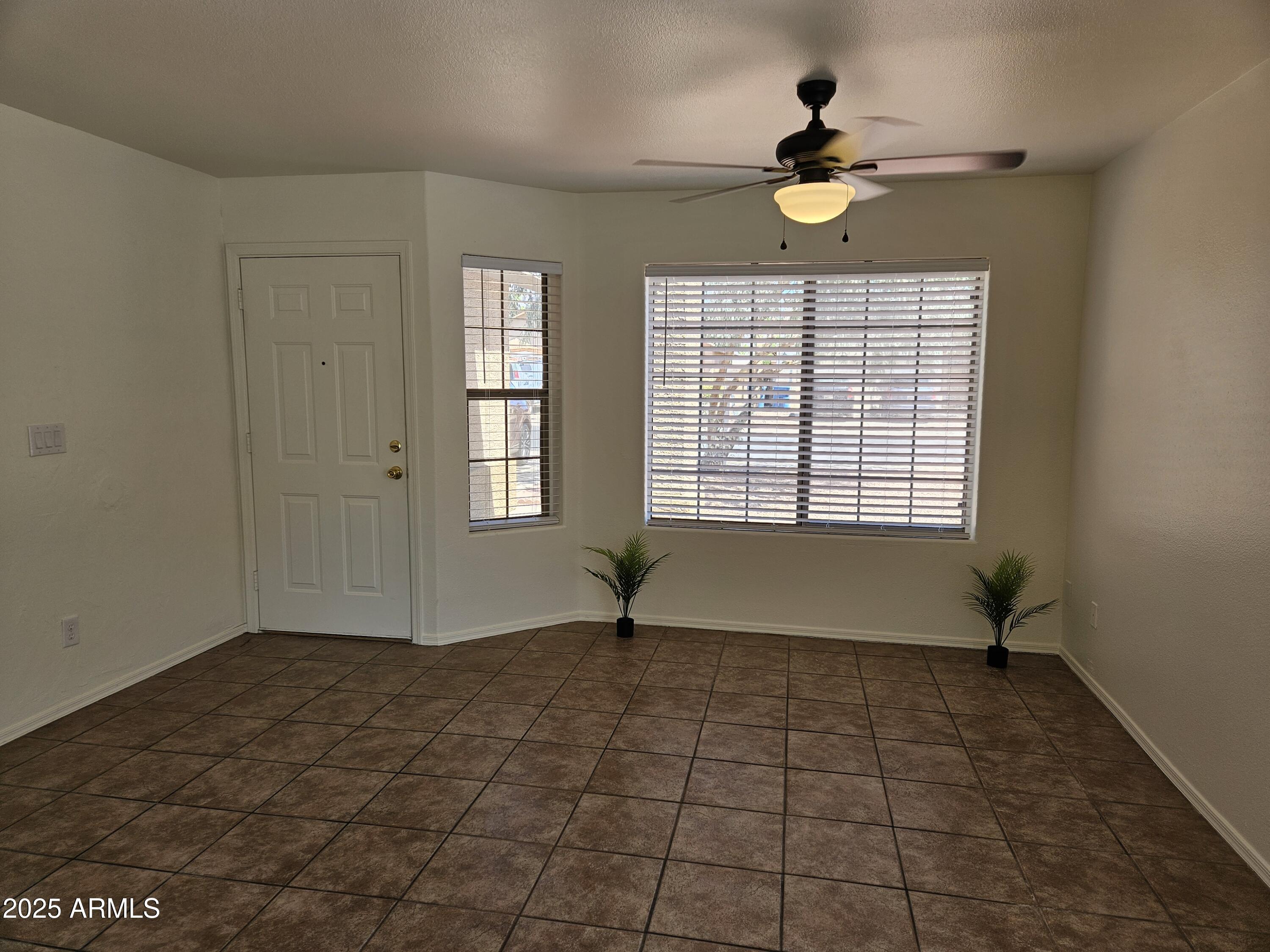 720 South Del Rio Court Apache Junction, AZ 85119 - Photo 5 of 26 20250830_131728