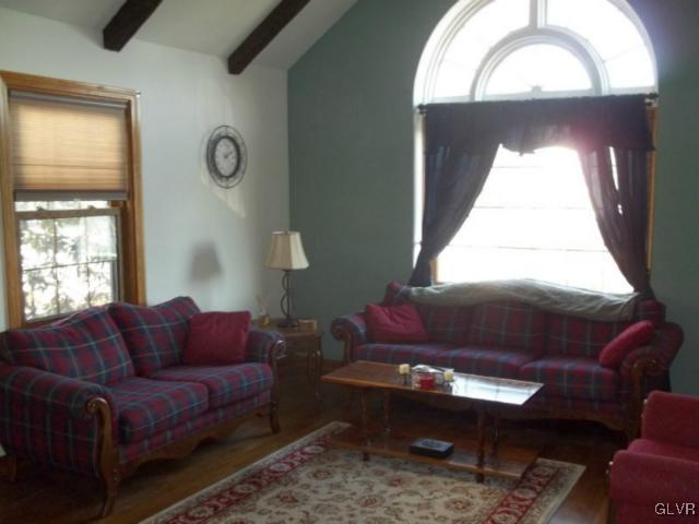 930 Easton Road Hellertown, PA 18055 - Photo 2 of 4 Gallery Image 2