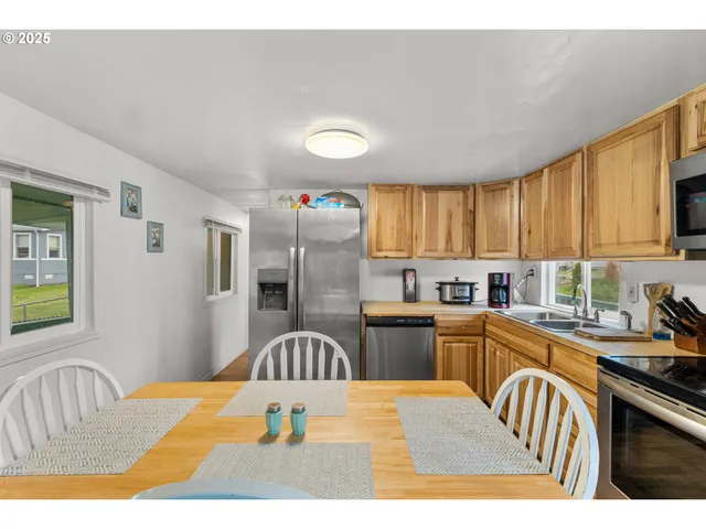 $125,000 | 1042 Cornutt Street, Myrtle Creek, OR 97457