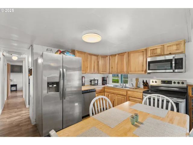 $125,000 | 1042 Cornutt Street, Myrtle Creek, OR 97457