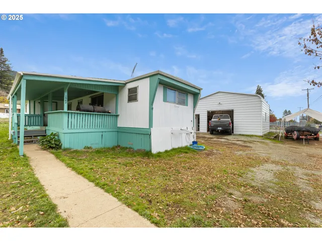 $125,000 | 1042 Cornutt Street, Myrtle Creek, OR 97457