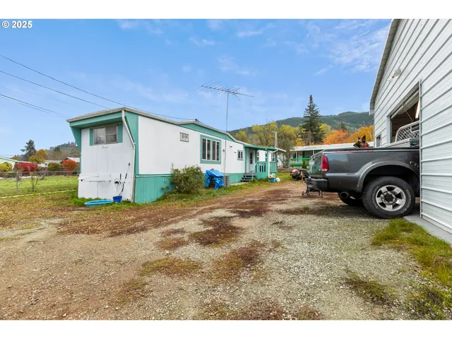 $125,000 | 1042 Cornutt Street, Myrtle Creek, OR 97457