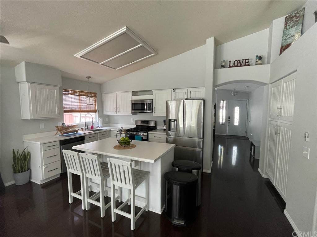 43186 Corte Argento Temecula, CA 92592 - Photo 7 of 15