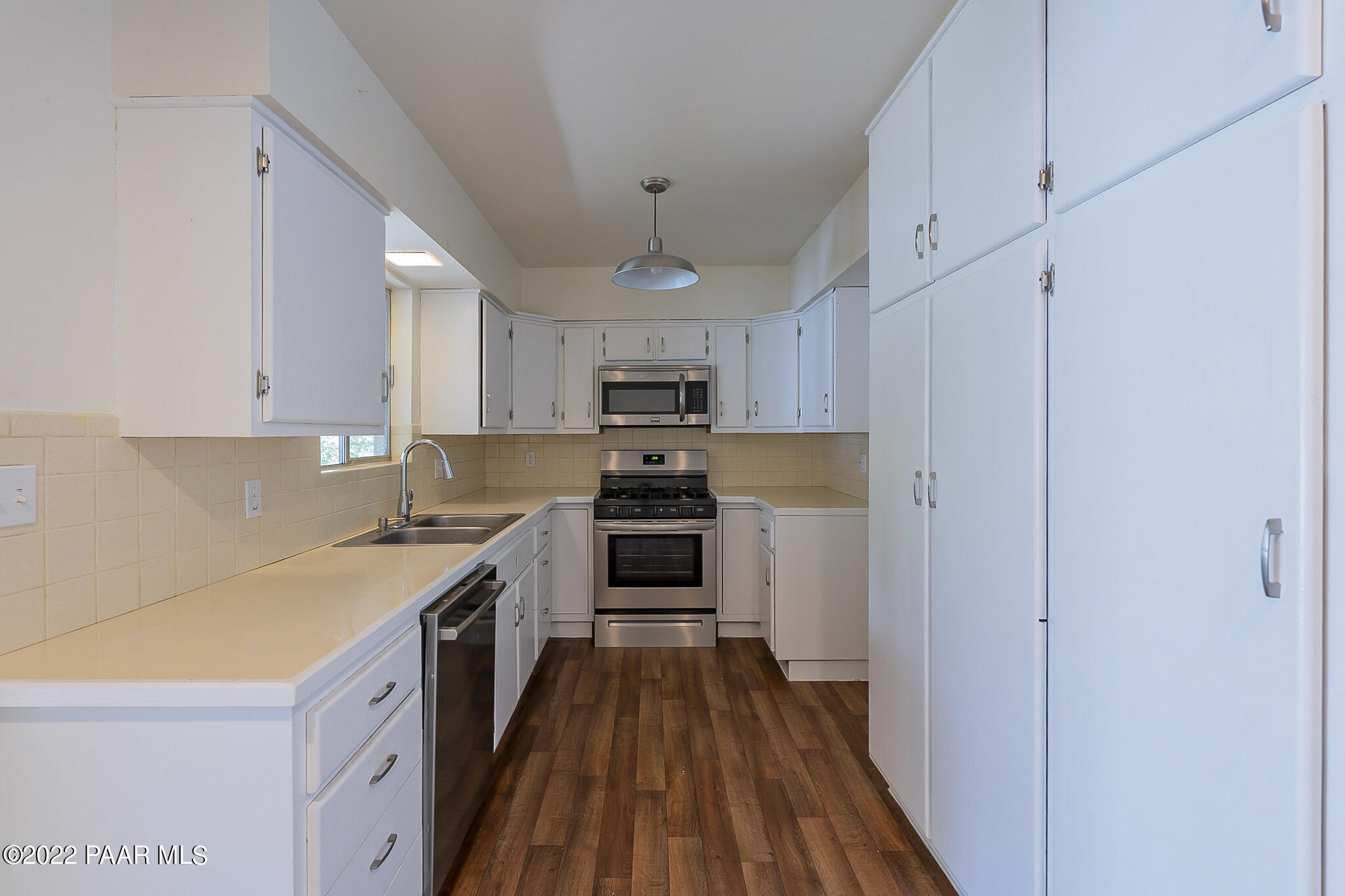 854 Copper Basin Road Prescott, AZ 86303 - Photo 4 of 35 photo_04