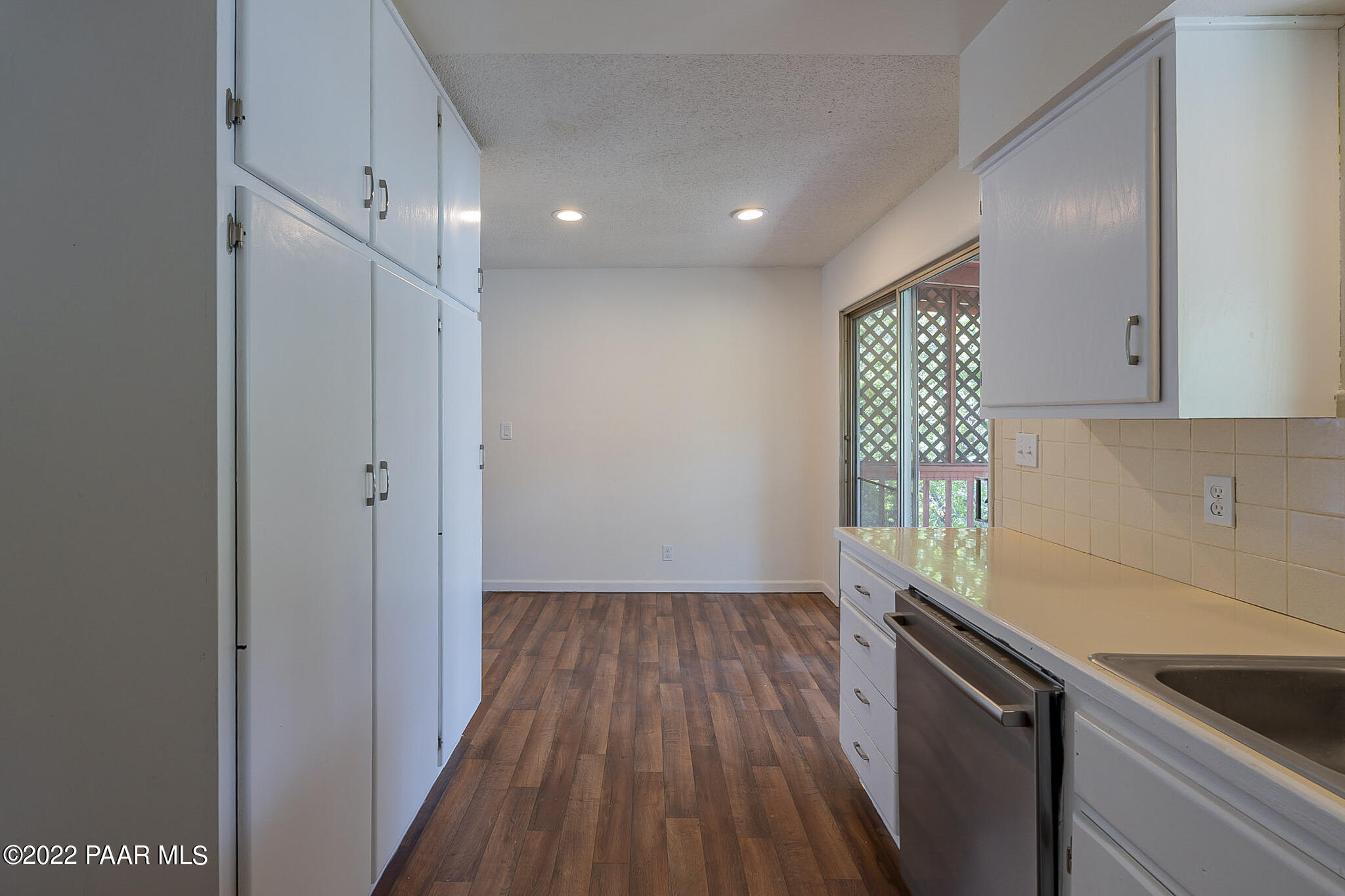 854 Copper Basin Road Prescott, AZ 86303 - Photo 8 of 35 photo_08