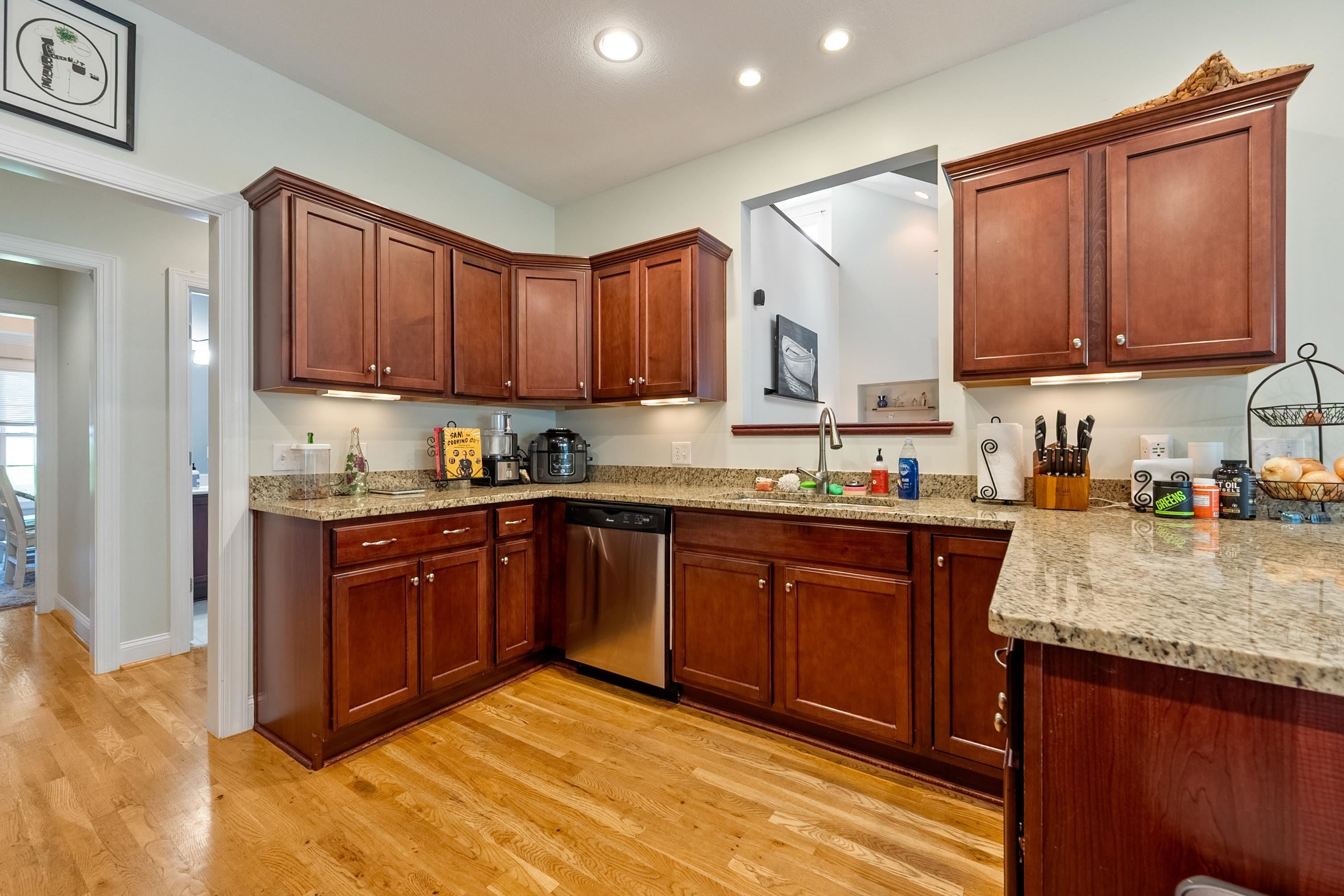205 Ridge Lane Radford, VA 24141 - Photo 29 of 122 Gallery Image 29