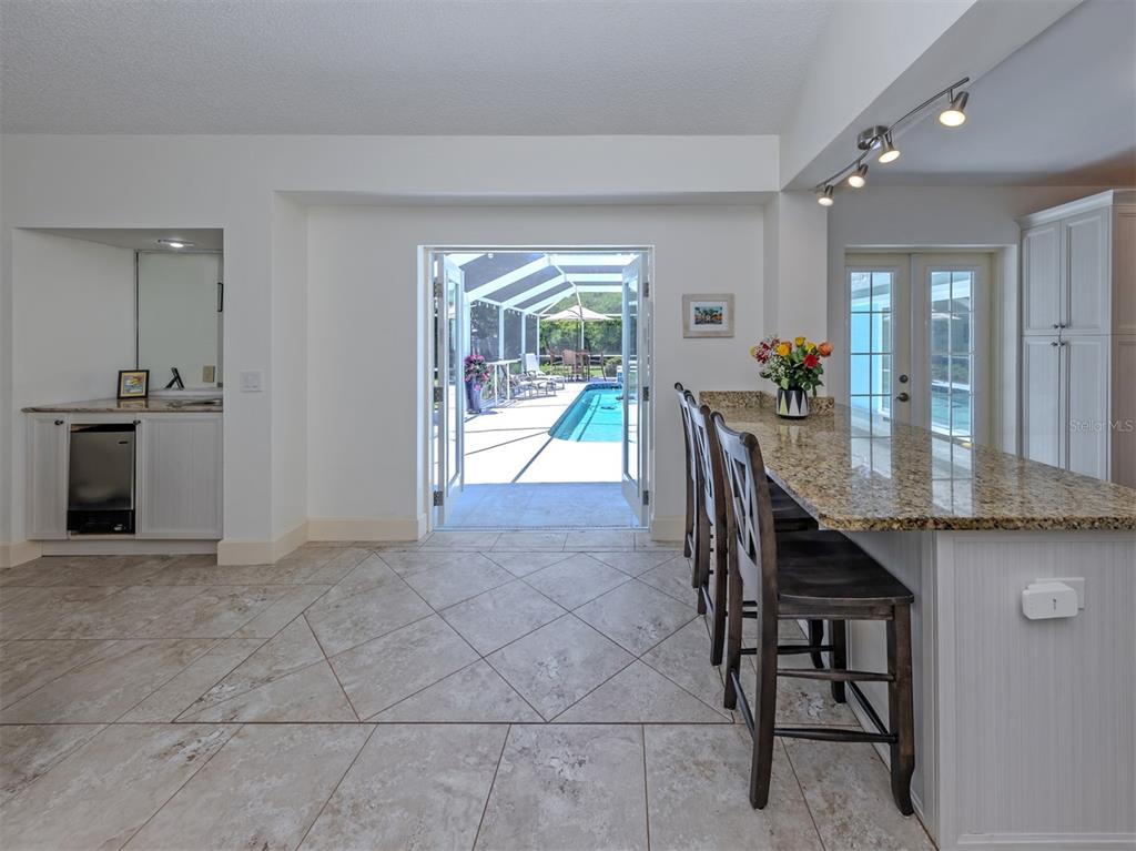 500 Alhambra Road Venice, FL 34285 - Photo 11 of 53