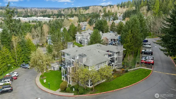 $345,000 | 12012 Northeast 204th Place, Unit C203, Bothell, WA 98011