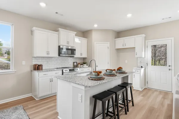 $284,900 | 28 Aurora Circle, Fayetteville, TN 37334