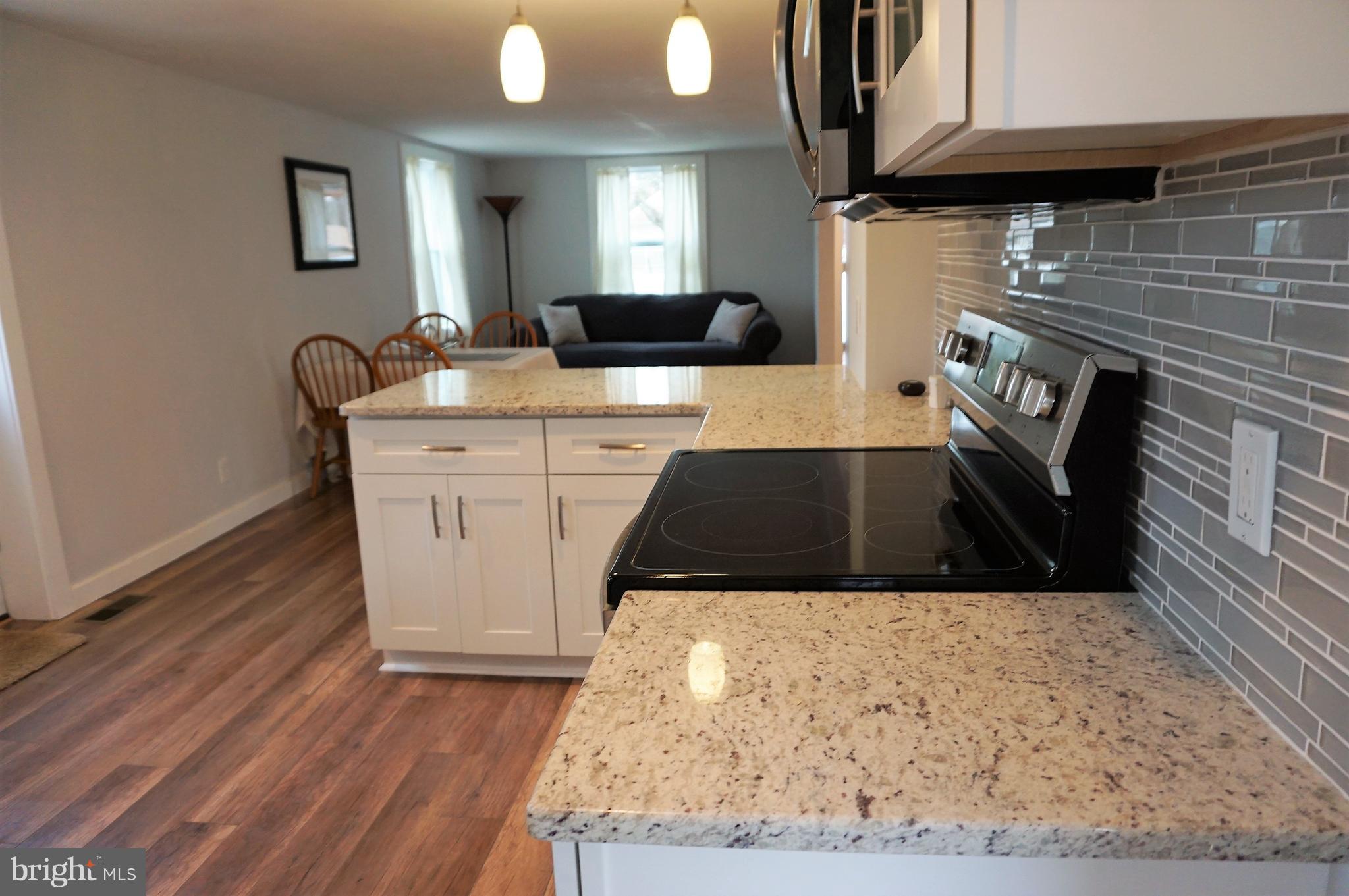 34 Landover Road Lawrence Township, NJ 08648 - Photo 17 of 32 Kitchen