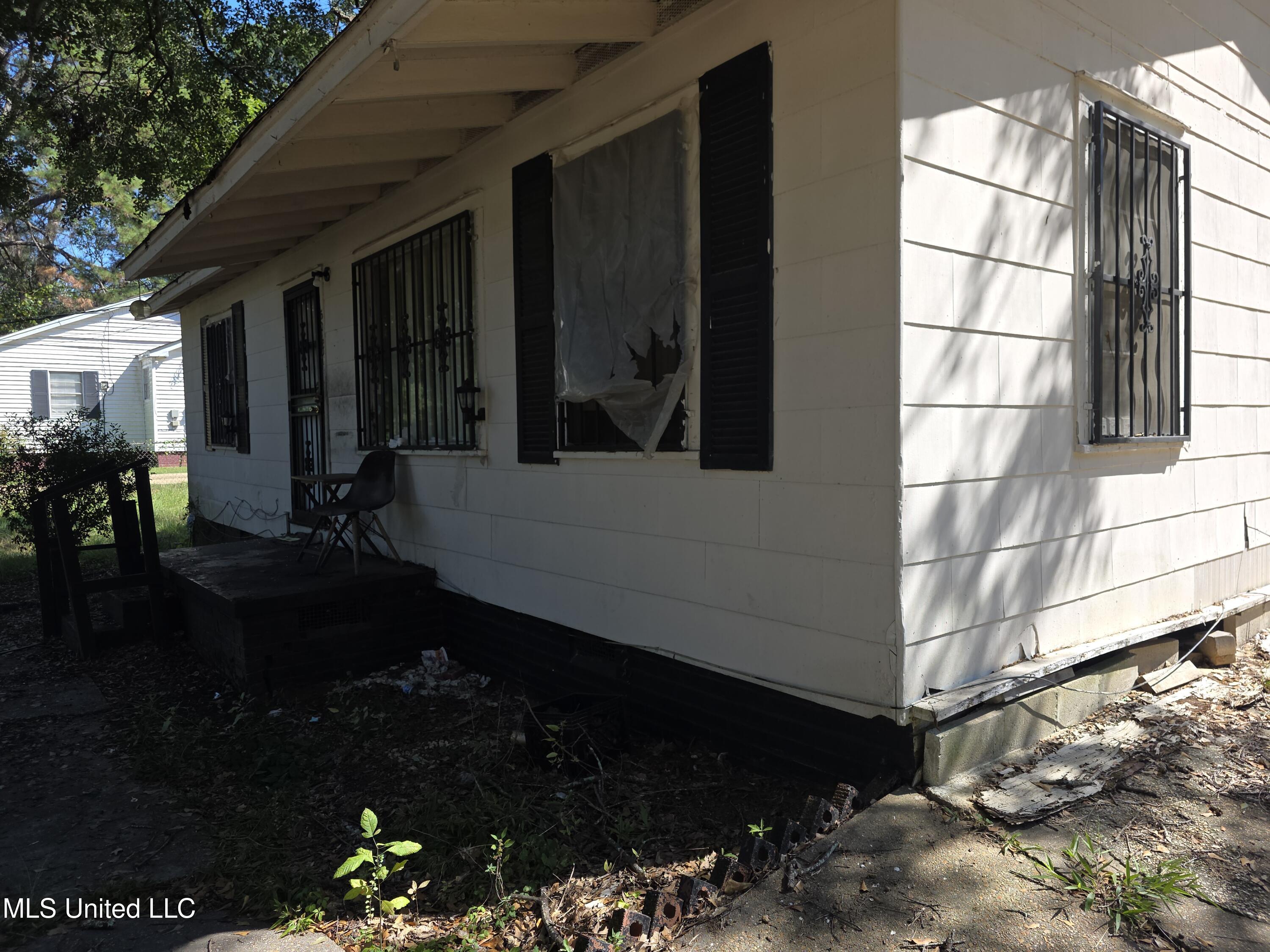 5063 Sharp Street Jackson, MS 39209 - Photo 1 of 6 17943