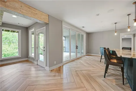 $1,275,000 | 770 Suffolk Drive, Loch Lloyd, MO 64012