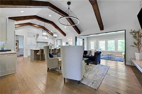 $1,275,000 | 770 Suffolk Drive, Loch Lloyd, MO 64012