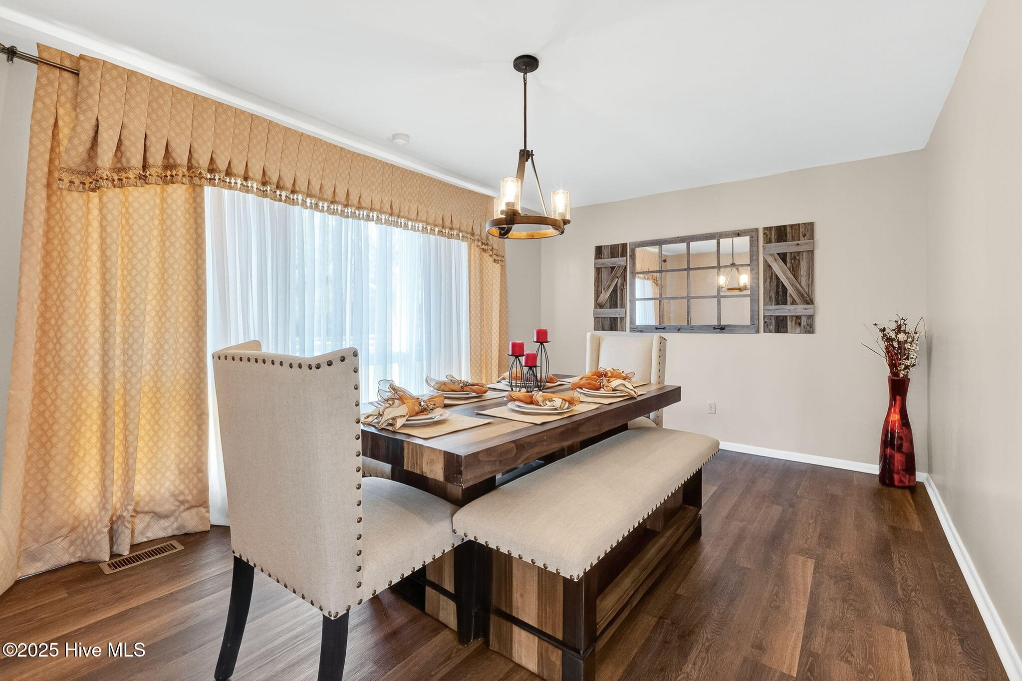 329 Ditchbank Road Goldsboro, NC 27534 - Photo 21 of 73 Dining Room