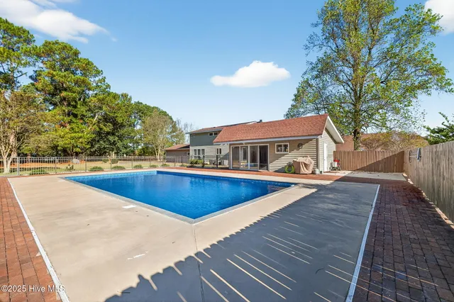 $500,000 | 329 Ditchbank Road, Goldsboro, NC 27534