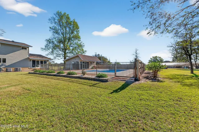 $500,000 | 329 Ditchbank Road, Goldsboro, NC 27534