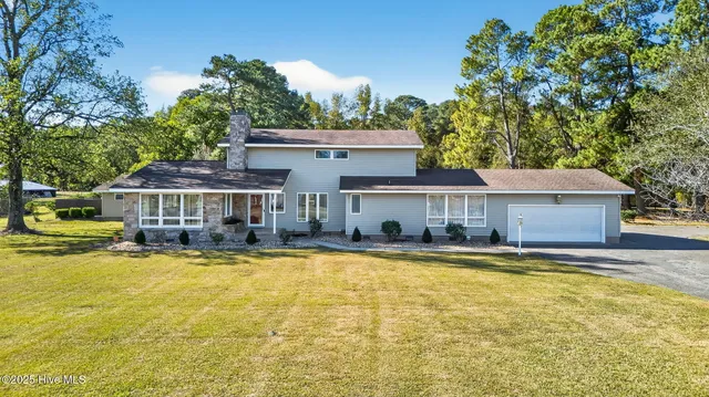 $500,000 | 329 Ditchbank Road, Goldsboro, NC 27534