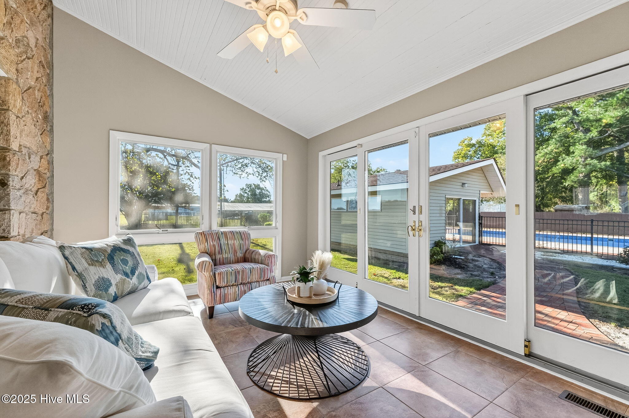 329 Ditchbank Road Goldsboro, NC 27534 - Photo 10 of 73 Sunroom