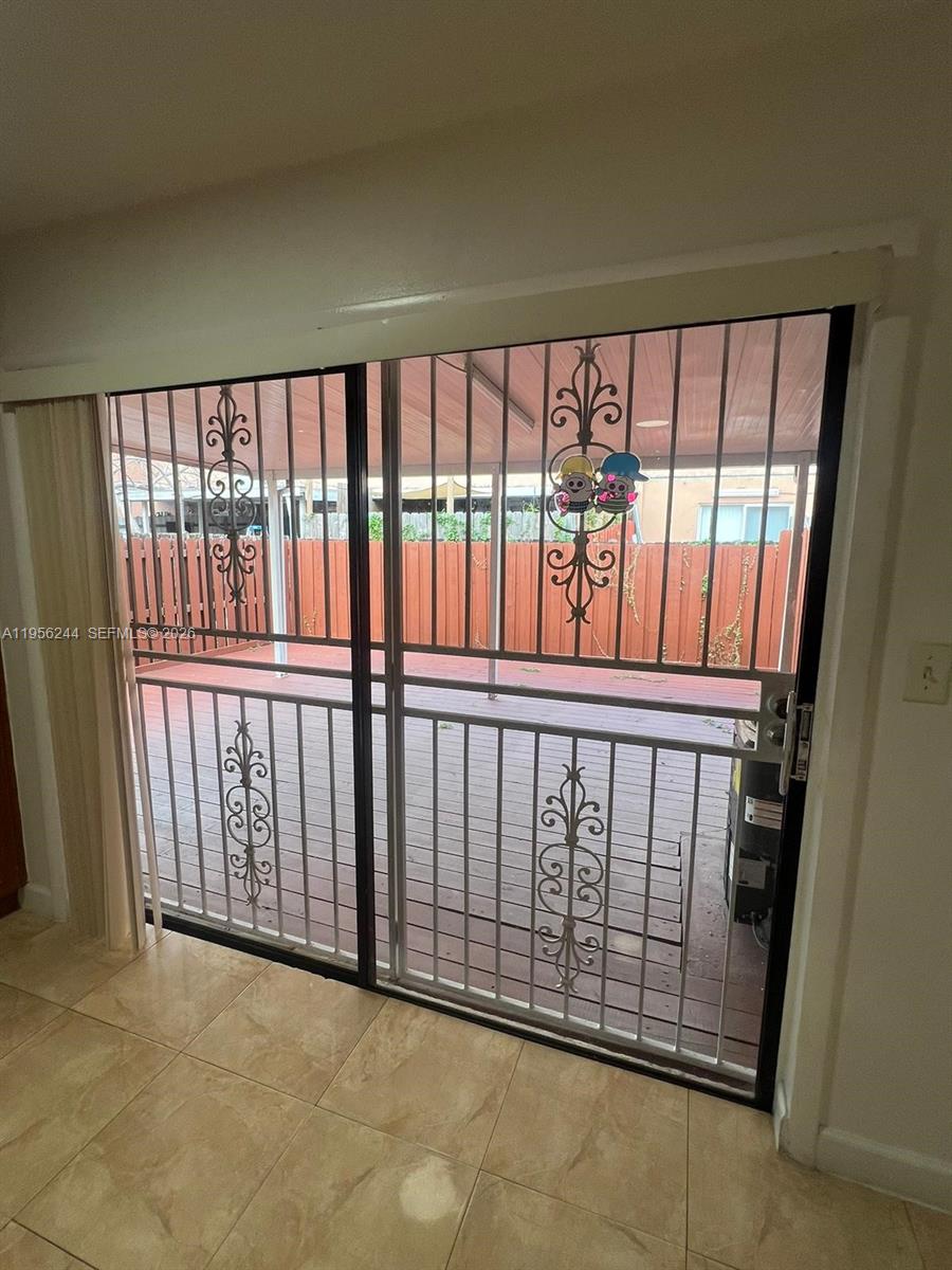 Hialeah Hialeah, FL 33012 - Photo 7 of 20