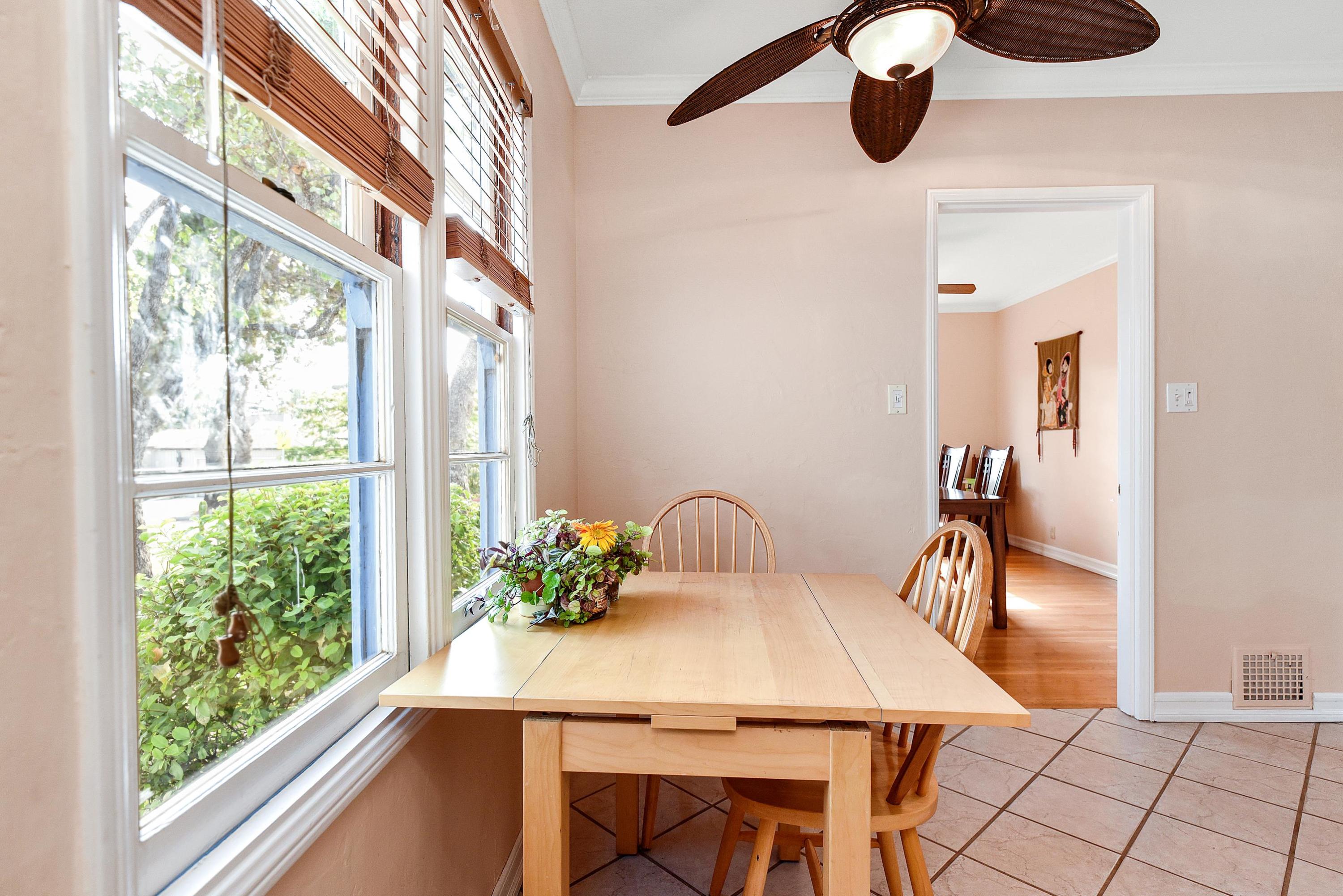 102 San Roque Road Santa Barbara, CA 93105 - Photo 8 of 20 Kitchen Nook