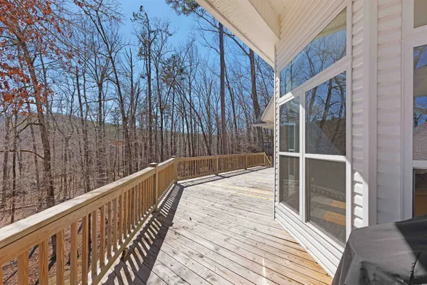 $549,000 | 3 Sandy Creek Drive, Iuka, MS 38852