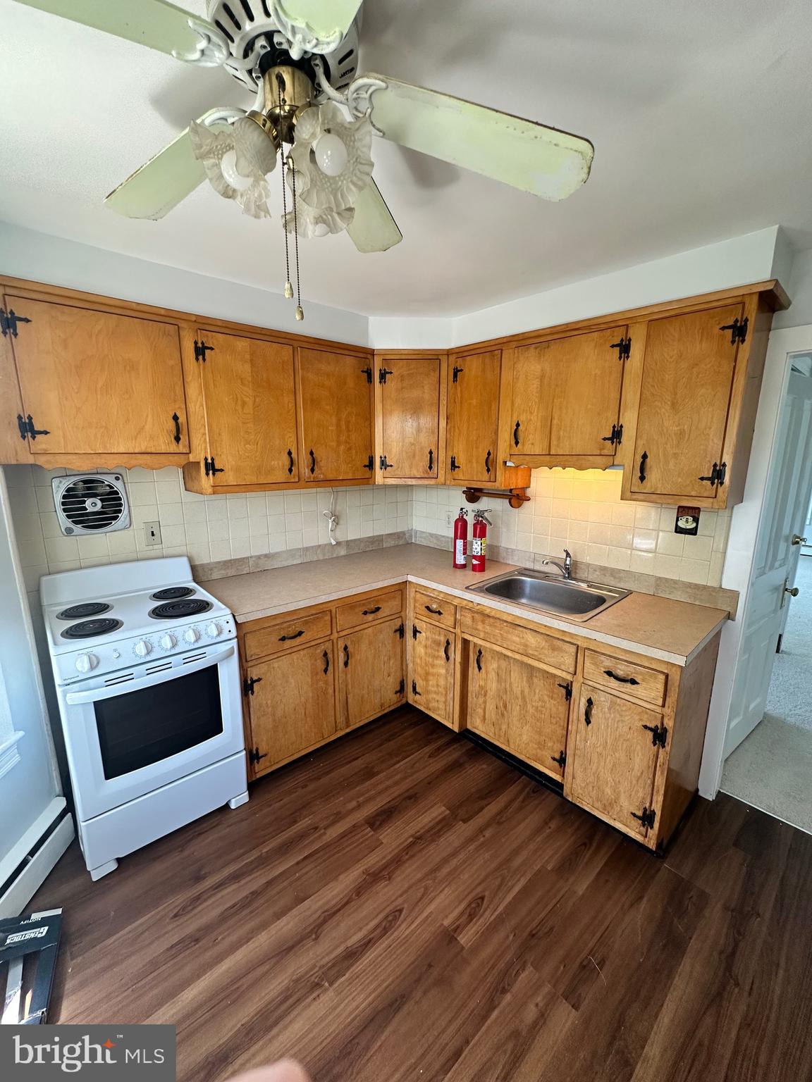 202 Washington Avenue Laurel Springs, NJ 08021 - Photo 13 of 34 upstairs kitchen