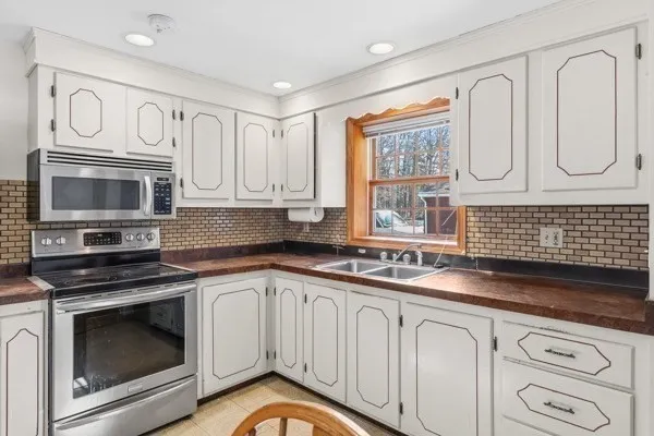 $299,000 | 120 Pine Street, Leicester, MA 01524