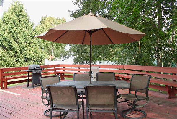 28 Victory Road Walpole, MA 02032 - Photo 5 of 24 Gallery Image 5