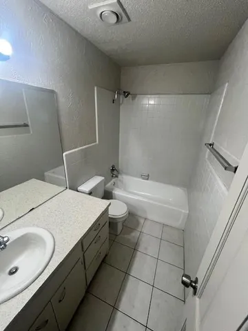 $800 | 3402 70th Drive, Lubbock, TX 79413