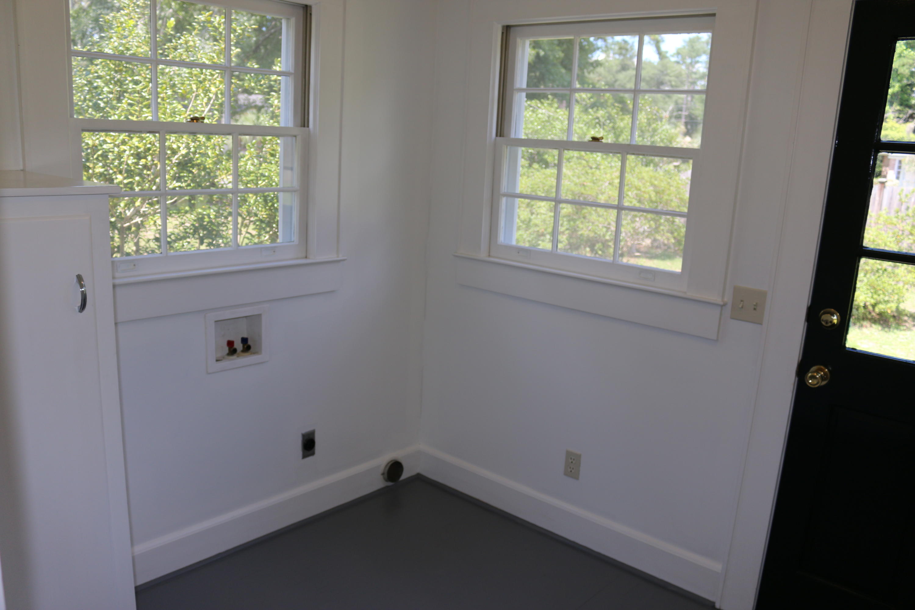 210 Perry Road Walterboro, SC 29488 - Photo 7 of 25 7