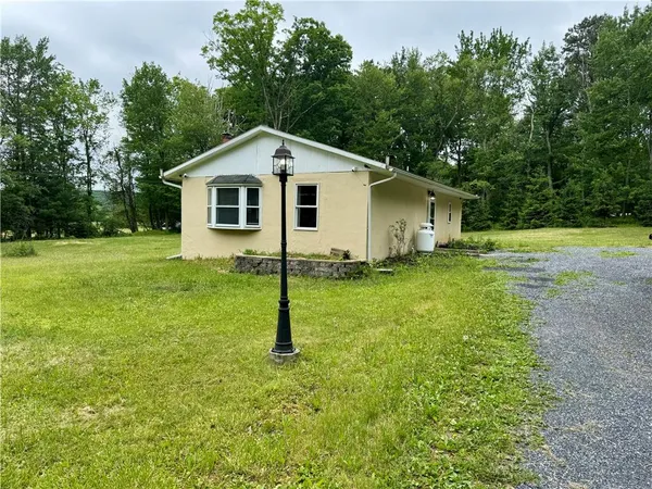 $1,800 | 244 Sawmill Road, Lehighton, PA 18235