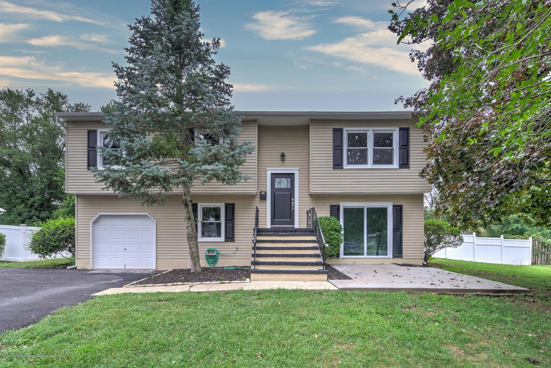 19 Willow Brook Road Freehold, NJ 07728 - Photo 1 of 35 01-FRONT