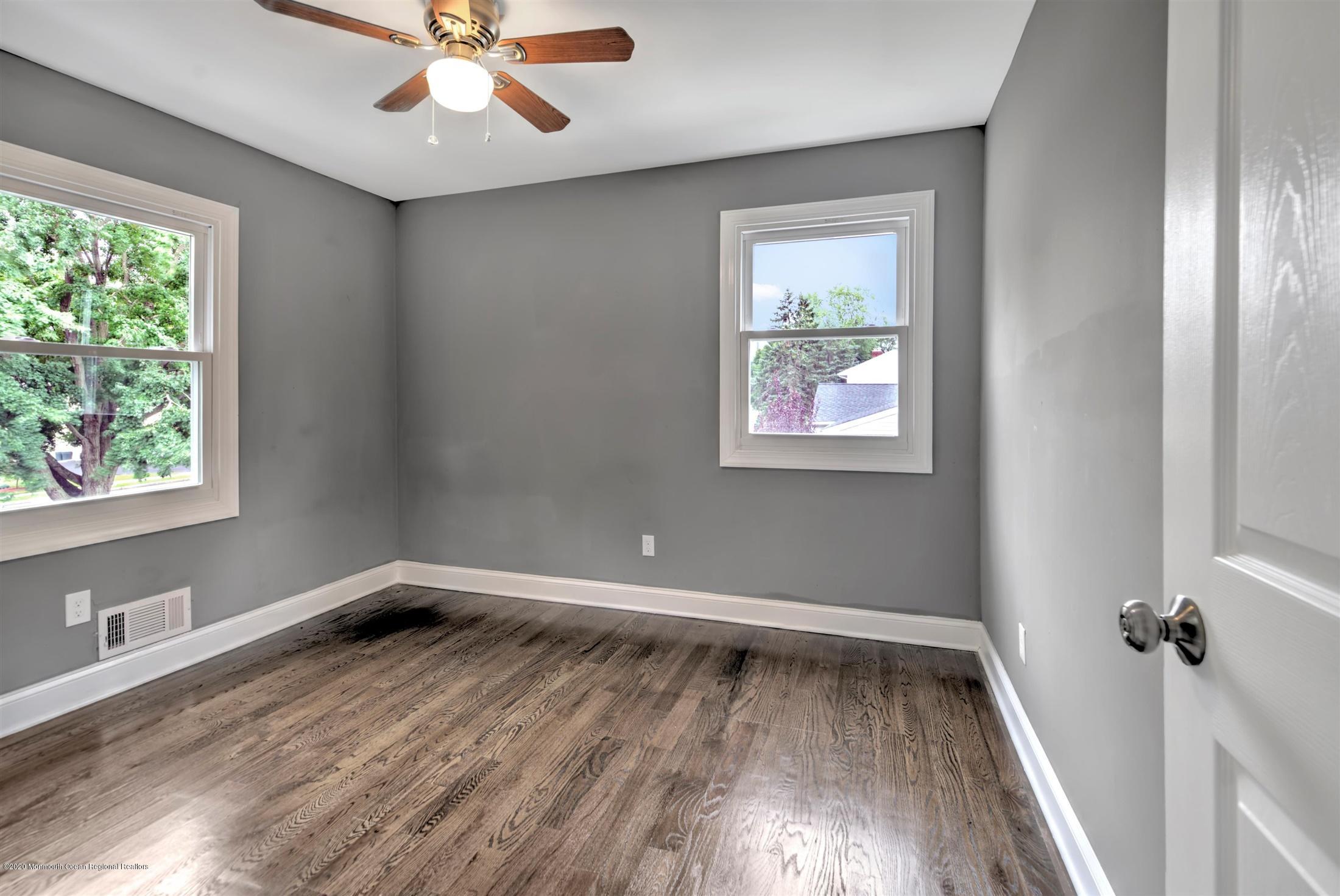 19 Willow Brook Road Freehold, NJ 07728 - Photo 20 of 35 23-BEDROOM