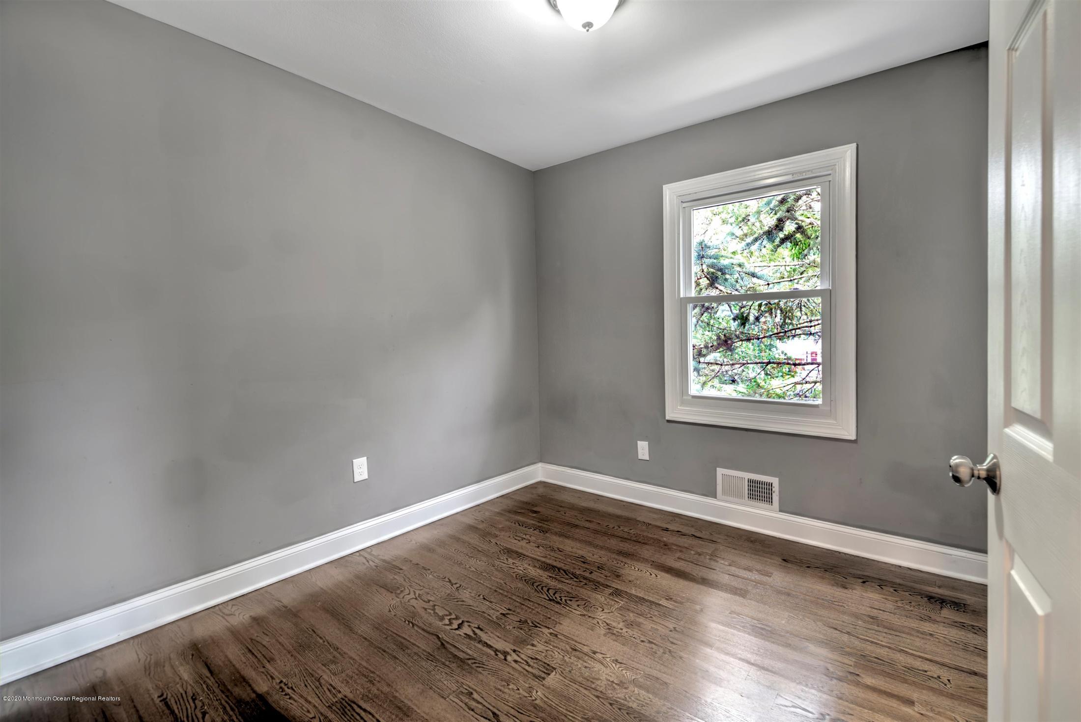19 Willow Brook Road Freehold, NJ 07728 - Photo 22 of 35 25-BEDROOM