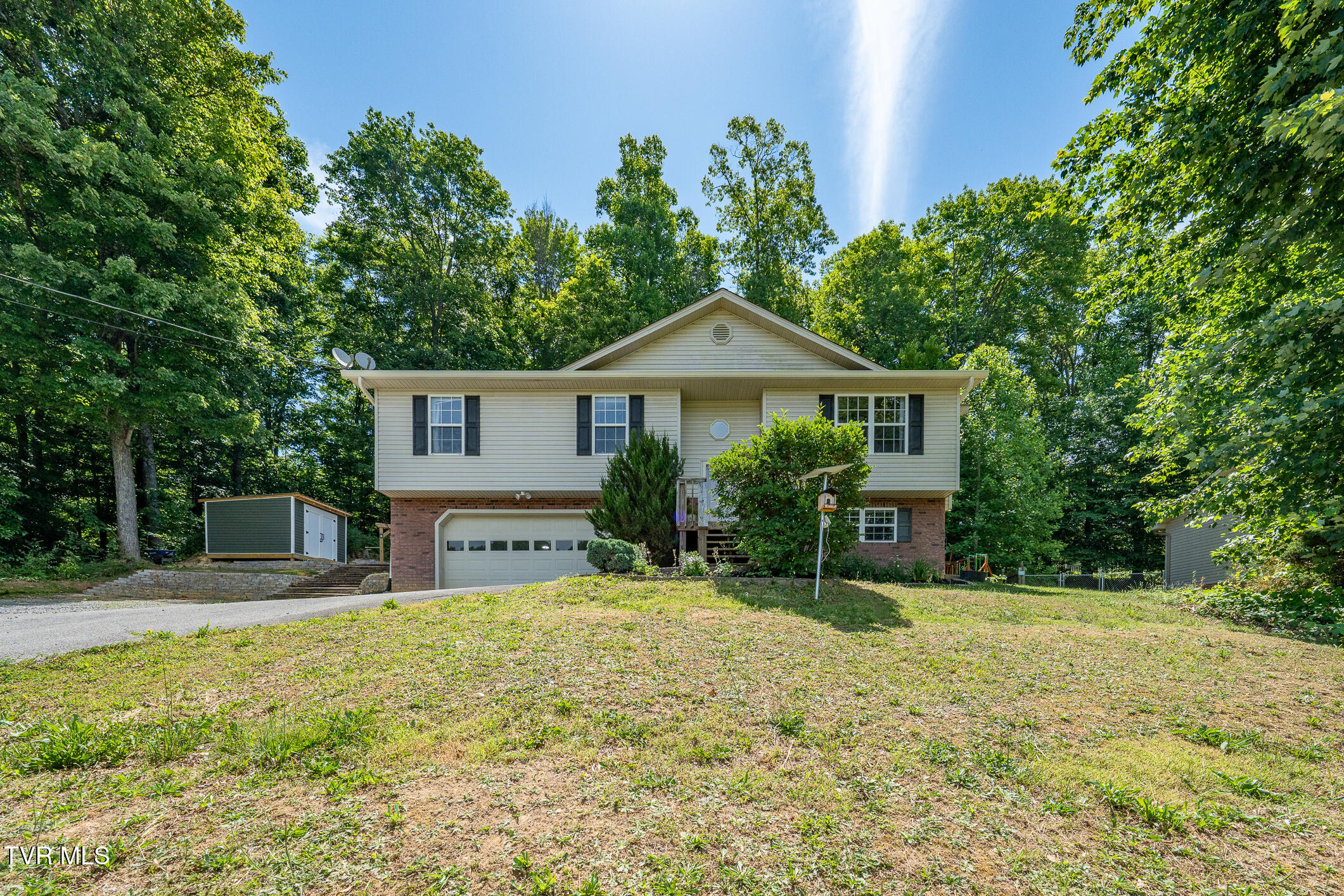 317 Chestnut Grove Church Road Jonesborough, TN 37659 - Photo 1 of 57 317 Chestnut Grove Church Rd (5 of 64)