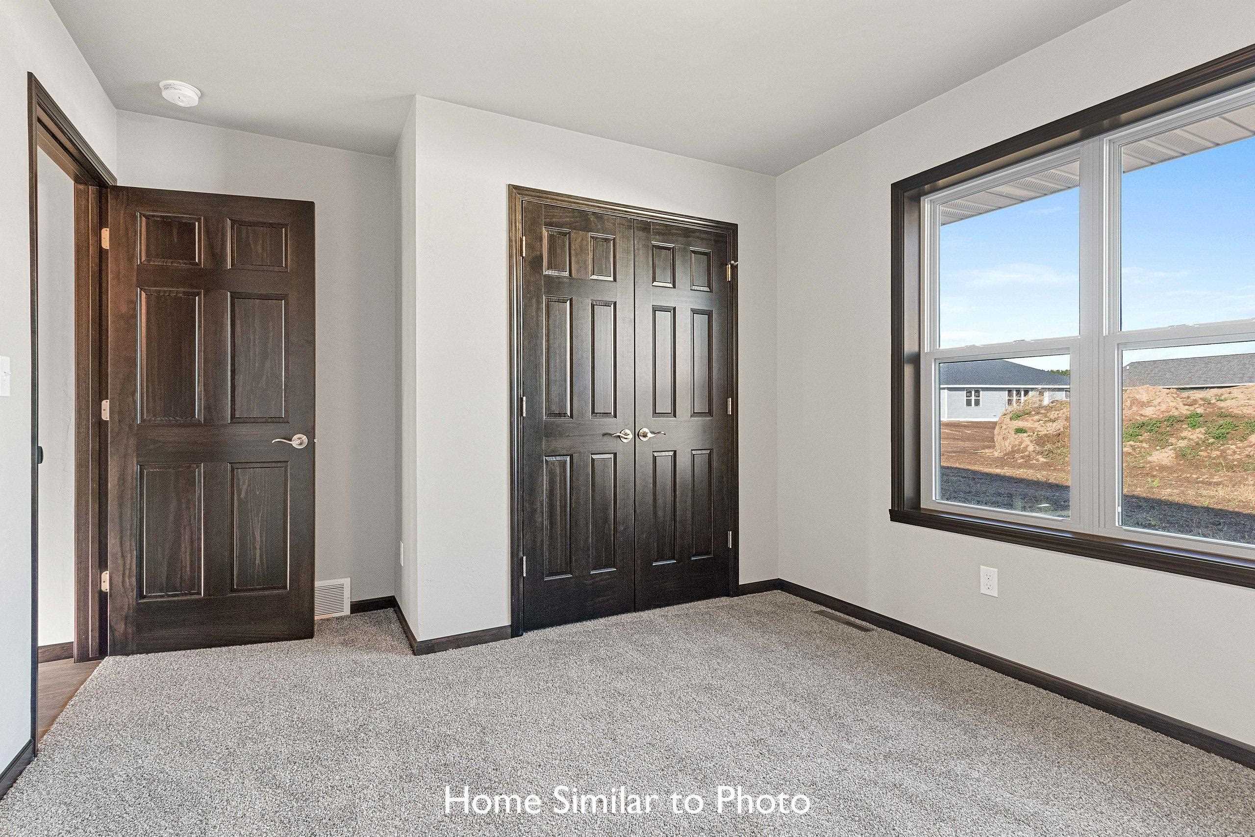 925 Constellation Way Marinette, WI 54143 - Photo 18 of 25