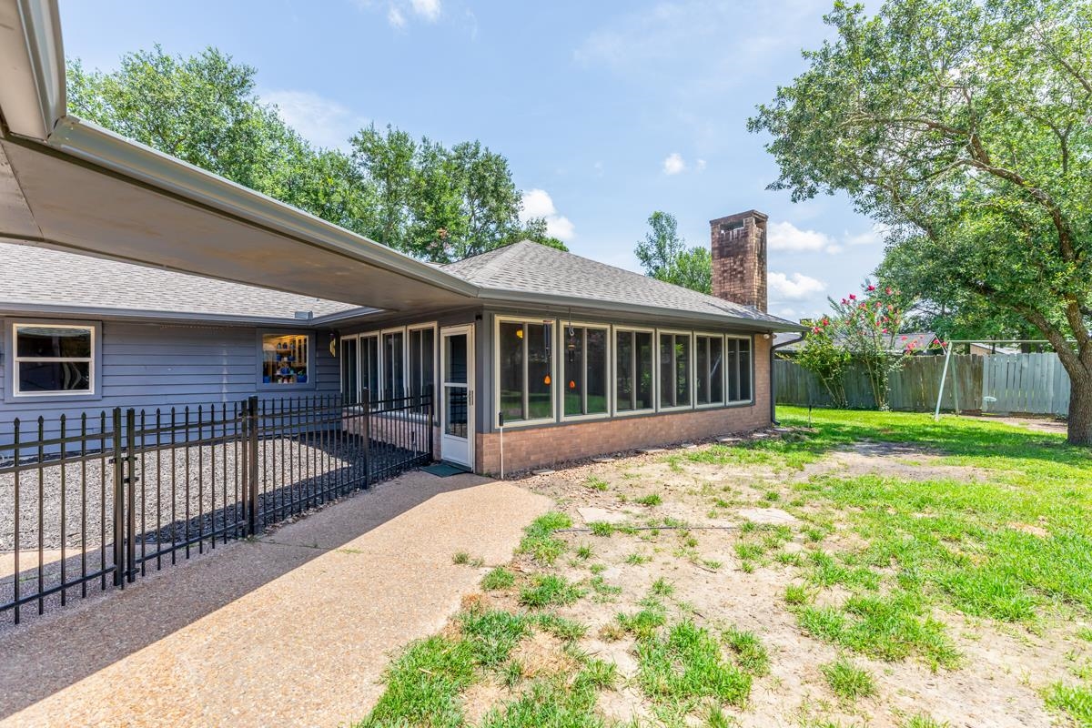 935 Dowlen Road Beaumont, TX 77706 - Photo 39 of 41